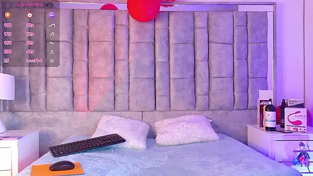 Ayla Han online show from February 24, 4:02 am