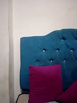 LaylaWinxxx online show from February 2, 3:27 am