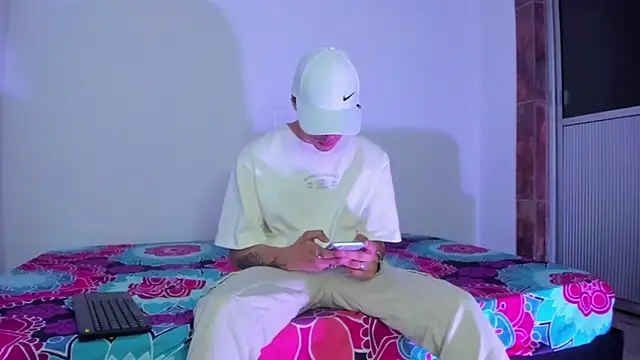 Vlad  night online show from February 3, 11:48 am