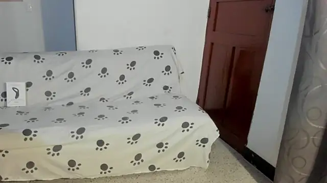 Snapshot of Vlad__night chatting on May 21, 3:37 am Vlad night online show from May 21, 3:37 am