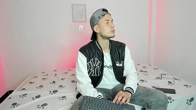 Vlad  night online show from February 16, 4:11 am