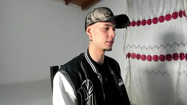 Vlad  night online show from April 18, 3:20 am