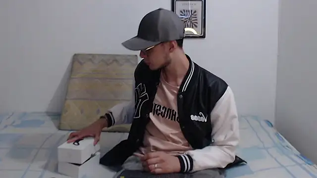 Vlad  night online show from March 19, 3:39 am