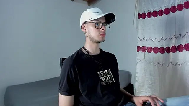 Vlad  night online show from April 7, 3:41 am