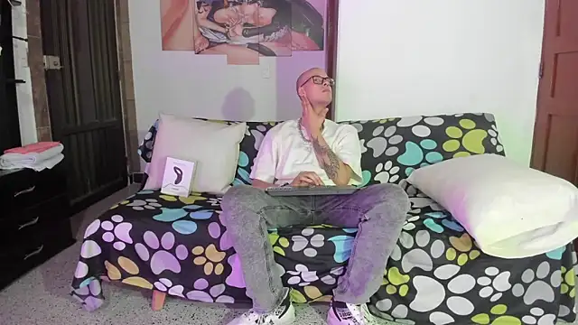 Vlad  night online show from March 27, 3:37 am