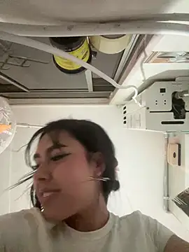 Snapshot of scarlett_pinkk1 chatting on February 13, 4:34 am scarlett pinkk1 online show from February 13, 4:34 am