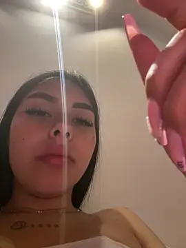 scarlett pinkk1 online show from March 8, 8:17 am