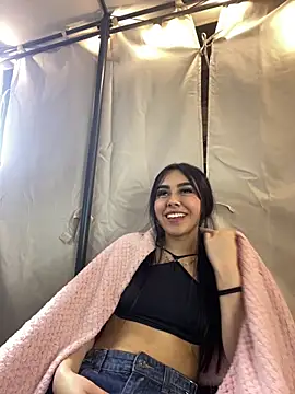 scarlett pinkk1 online show from March 14, 4:18 am