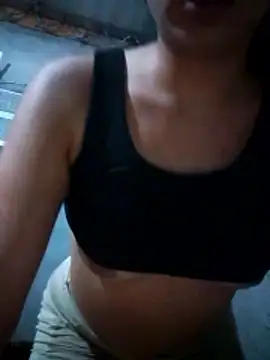 mariposaros4 online show from April 3, 8:04 pm