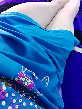 banouti28 online show from July 16, 12:24 pm