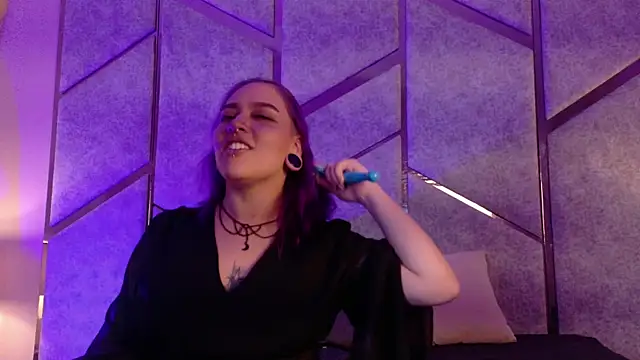 Hanna-Winchester online show from July 9, 8:41 pm
