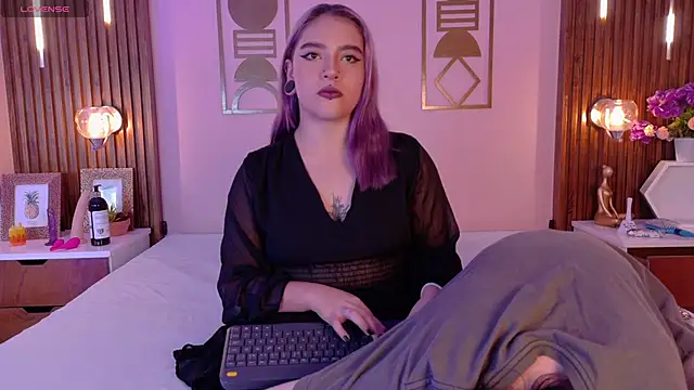 Hanna-Winchester online show from March 21, 8:13 pm