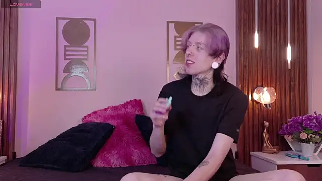 Hanna-Winchester online show from April 12, 8:34 pm