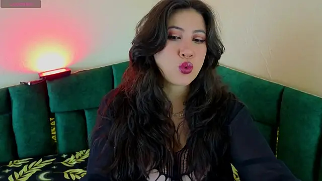 Luvienne online show from April 16, 7:14 pm