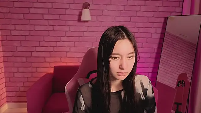 Nicole Brownie online show from May 22, 12:52 am