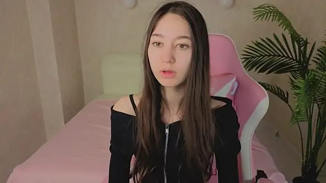 Nicole Brownie online show from May 29, 1:11 am