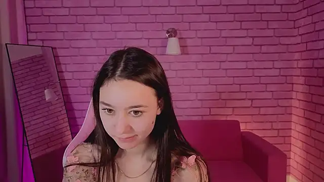 Nicole Brownie online show from February 21, 3:41 am