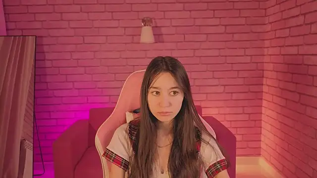 Nicole Brownie online show from February 14, 1:17 am