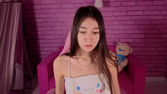 Nicole Brownie online show from February 2, 2:32 am