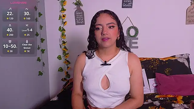 emiily curly online show from July 8, 11:55 am