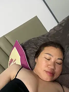 Puka2001 online show from February 23, 2:35 am