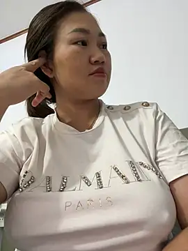 Puka2001 online show from February 11, 4:34 am