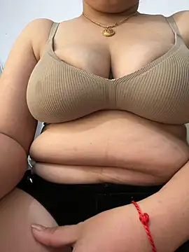 Puka2001 online show from March 21, 6:14 am