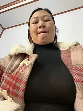 Puka2001 online show from February 3, 2:00 am