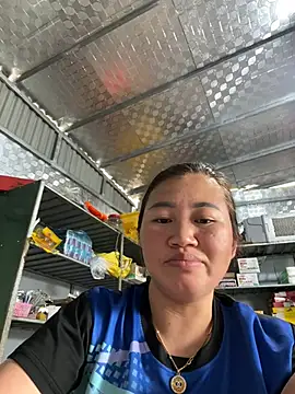 Puka2001 online show from March 2, 4:46 am