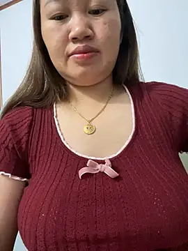 Puka2001 online show from March 13, 6:13 pm