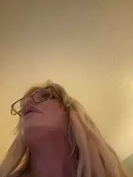 starandsky online show from March 12, 4:07 am