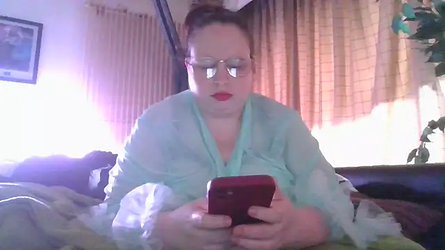 Snapshot of Sarahtjeuh_ chatting on February 23, 3:56 pm Sarahtjeuh online show from February 23, 3:56 pm