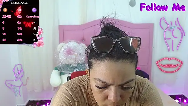 Steixy cute online show from March 17, 9:40 pm