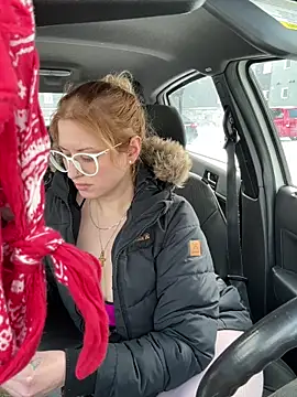 Snapshot of SpicyNatashaXO chatting on February 28, 4:39 pm SpicyNatashaXO online show from February 28, 4:39 pm