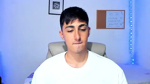 babyted272 online show from March 19, 9:59 pm