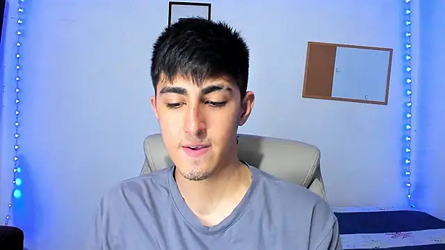 babyted272 online show from April 14, 11:21 pm