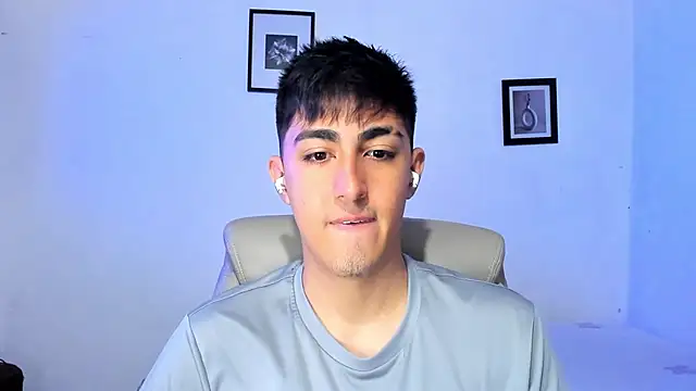 babyted272 online show from March 17, 1:14 pm