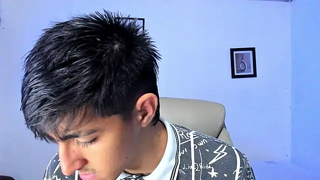 babyted272 online show from March 11, 5:12 am