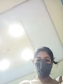 Snapshot of sonalidey5565 chatting on February 15, 10:03 am sonalidey5565 online show from February 15, 10:03 am