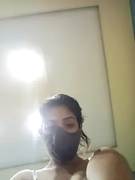 Snapshot of sonalidey5565 chatting on February 22, 7:22 am sonalidey5565 online show from February 22, 7:22 am