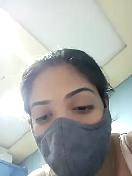 Snapshot of sonalidey5565 chatting on February 18, 7:17 am sonalidey5565 online show from February 18, 7:17 am