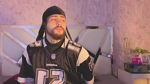 Benny and Mark online show from March 5, 3:58 am