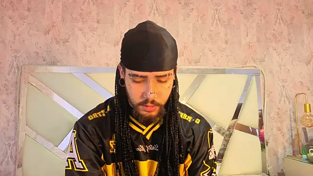 Benny and Mark online show from February 27, 4:12 am