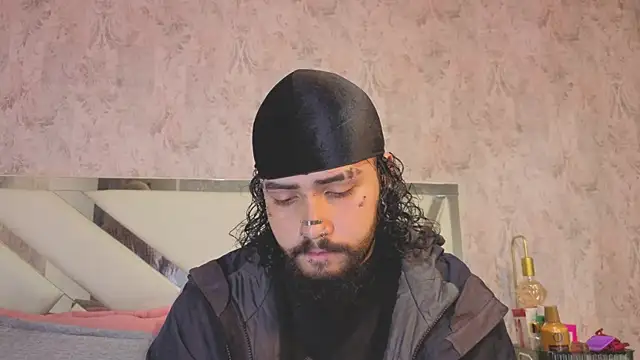 Benny and Mark online show from April 10, 3:24 am