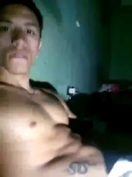 Snapshot of Briancuba chatting on February 10, 10:53 pm Briancuba online show from February 10, 10:53 pm