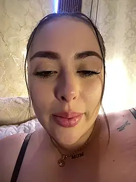 milaocean online show from February 21, 3:52 am