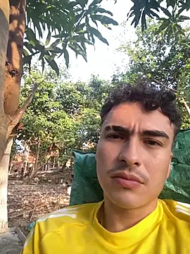 vanilla Kush online show from March 23, 10:20 pm