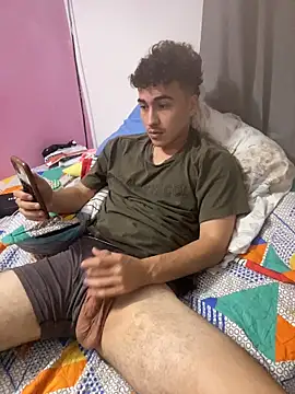 vanilla Kush online show from April 5, 6:09 am