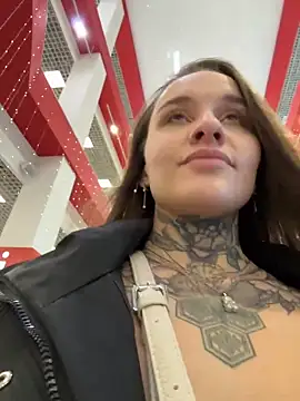 Snapshot of KishaMur chatting on February 19, 4:31 am KishaMur online show from February 19, 4:31 am