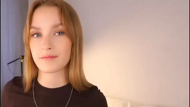 Snapshot of HellenSpelly chatting on February 20, 10:22 pm HellenSpelly online show from February 20, 10:22 pm